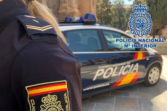 La Policía Nacional impulsa la formación en inglés con un novedoso