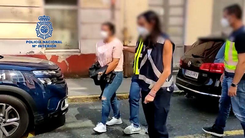 Detenidos En A Coruña Dos Fugitivos Internacionales Buscados Por ...